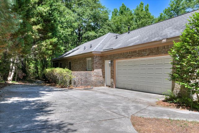 15 Lilypond Court, Aiken, SC 29803