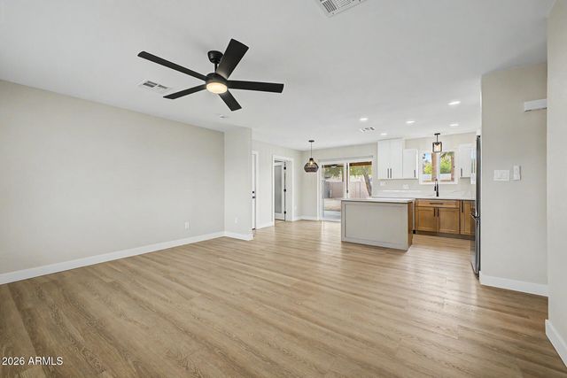 6426 S 47TH Street, Phoenix, AZ 85042
