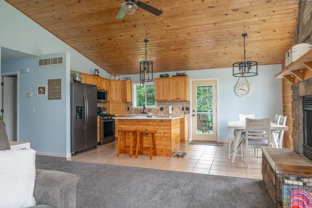 301 3rd Avenue SW, Milltown, WI 54858