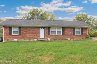 221 Lynn Dr, Lawrenceburg, KY 40342