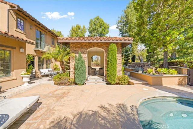 20 Blue Summit, Irvine, CA 92603