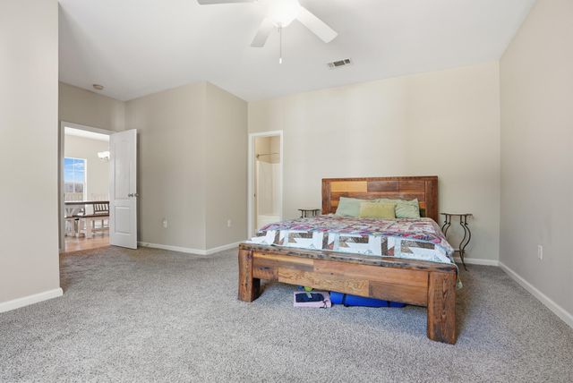 2457 S Lakeview Drive, Crestview, FL 32536