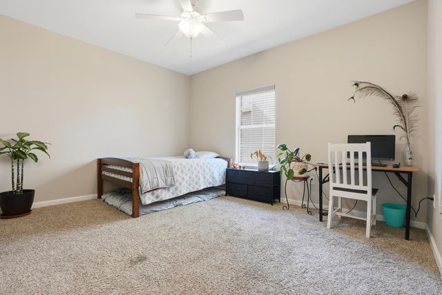 2457 S Lakeview Drive, Crestview, FL 32536