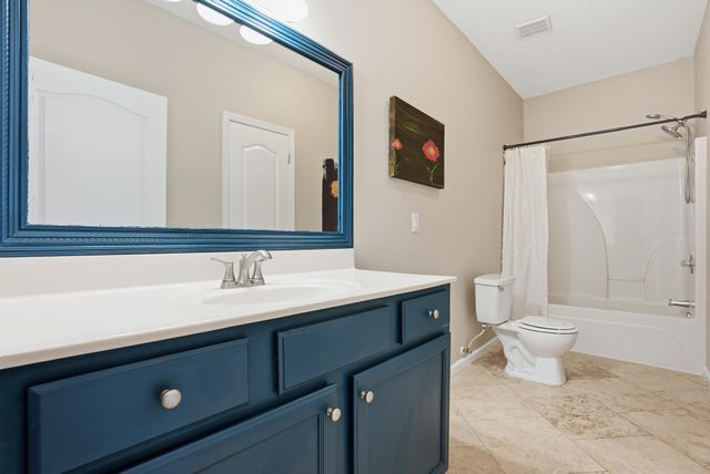 2457 S Lakeview Drive, Crestview, FL 32536