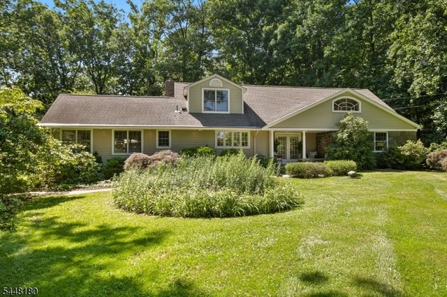 2 Jared Ct, Randolph Twp., NJ 07945