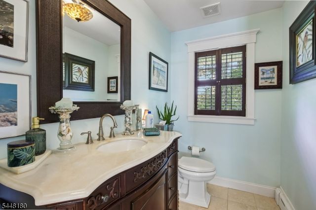 2 Jared Ct, Randolph Twp., NJ 07945