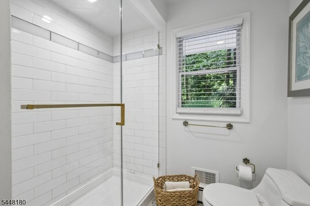 2 Jared Ct, Randolph Twp., NJ 07945