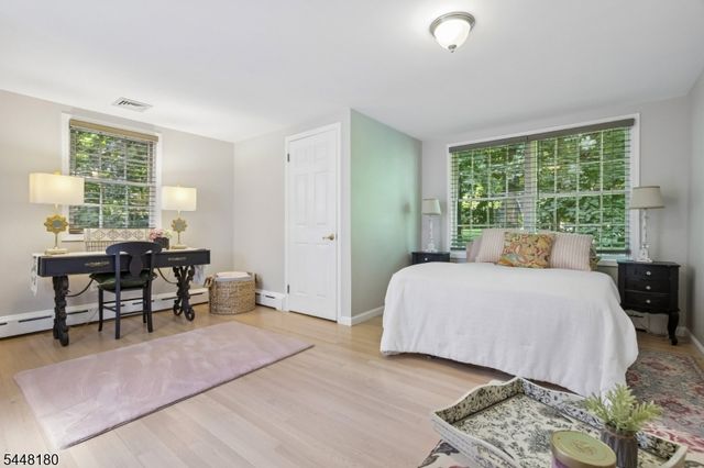 2 Jared Ct, Randolph Twp., NJ 07945