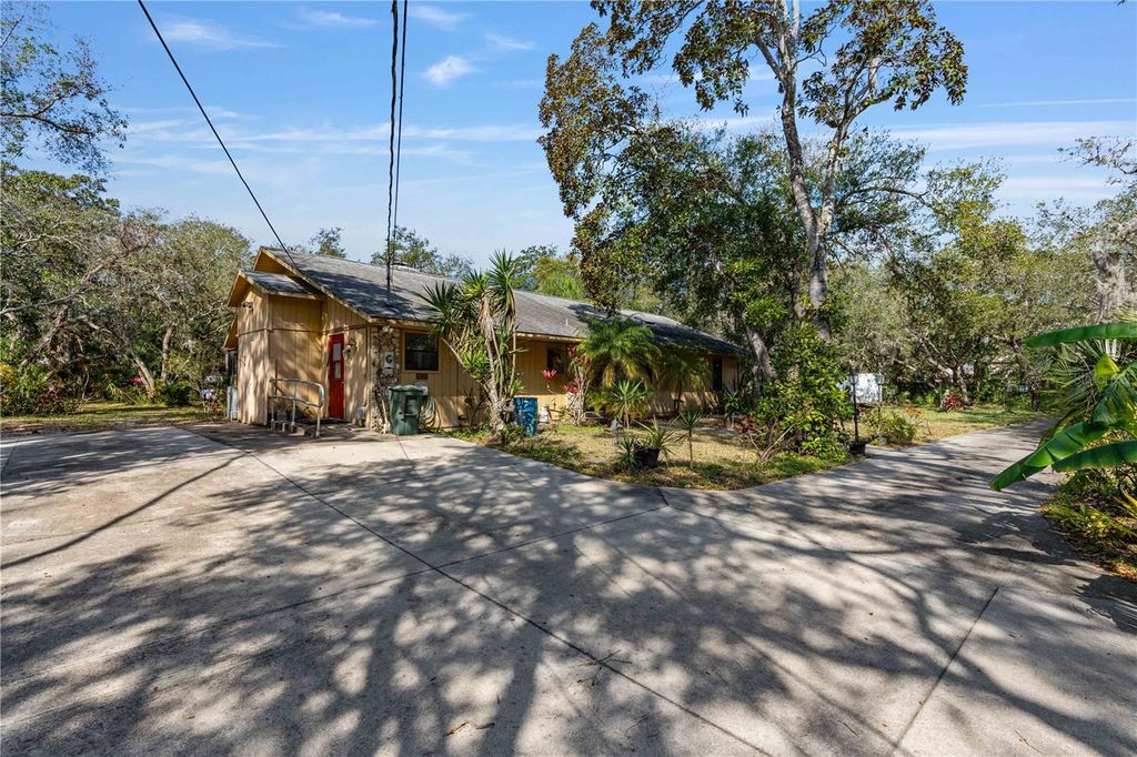 Image 36 of property listing at BAYVIEW AVENUE, New Smyrna Beach, FL 32168