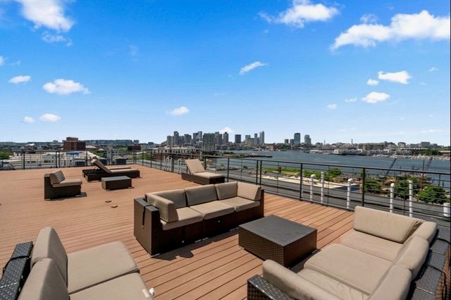 250 Meridian St UNIT 306, Boston, MA 02128