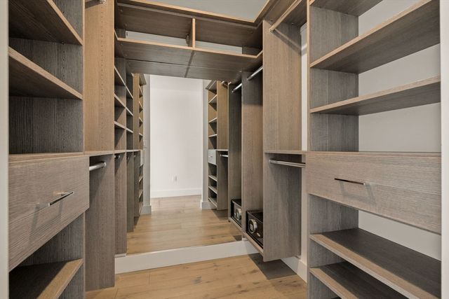 250 Meridian St UNIT 306, Boston, MA 02128