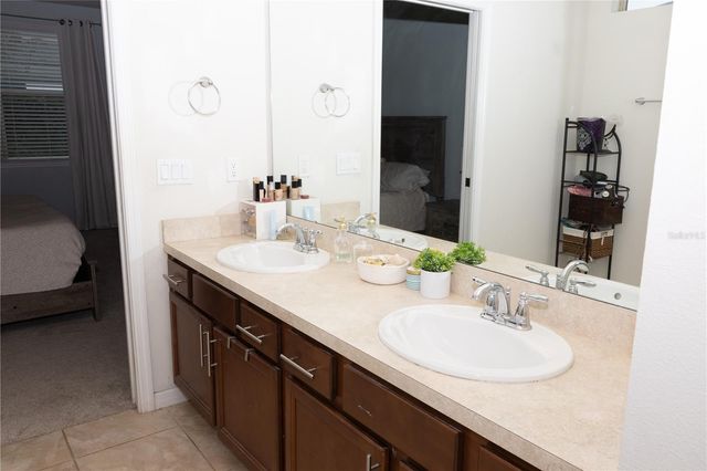 2892 MATERA DRIVE, St Cloud, FL 34771