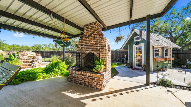 470 Wilson Bend Road, Millsap, TX 76066