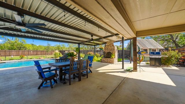 470 Wilson Bend Road, Millsap, TX 76066