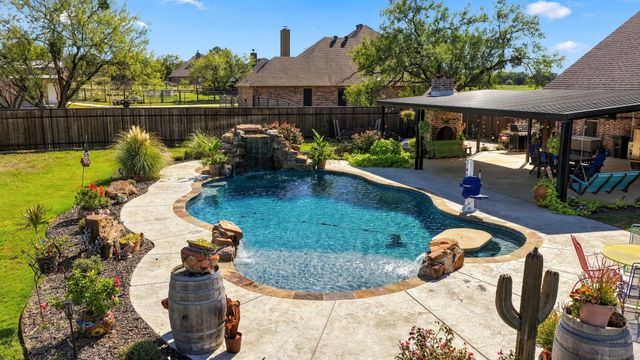 470 Wilson Bend Road, Millsap, TX 76066