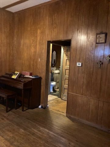 302 S Pearl Street, Mart, TX 76664