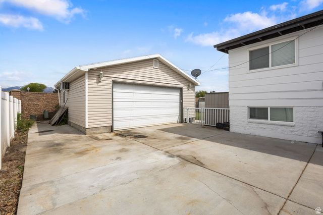 5123 LAMBETH ST, Taylorsville, UT 84129