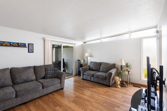 5123 LAMBETH ST, Taylorsville, UT 84129