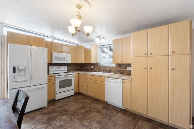5123 LAMBETH ST, Taylorsville, UT 84129