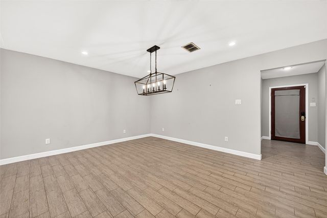 809 Bernard Avenue, Rosenberg, TX 77471