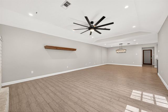 809 Bernard Avenue, Rosenberg, TX 77471