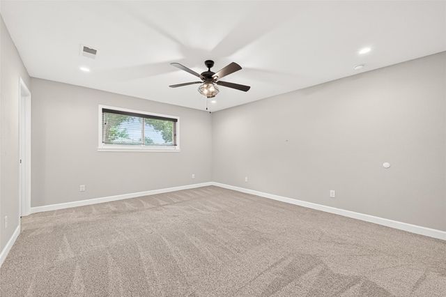 809 Bernard Avenue, Rosenberg, TX 77471