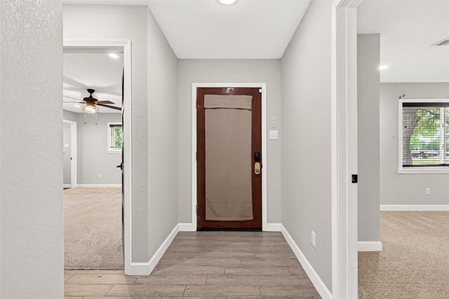 809 Bernard Avenue, Rosenberg, TX 77471