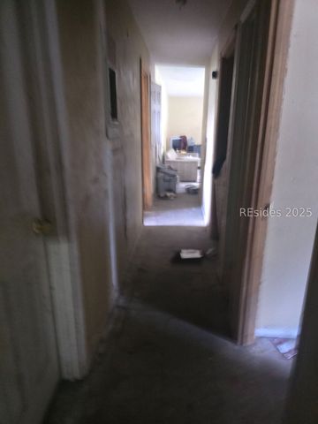 110 Nix St E, Hampton, SC 29924