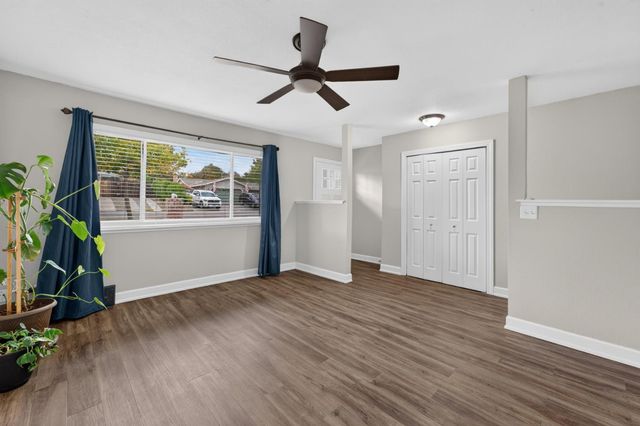 117 Perraud Dr, Folsom, CA 95630