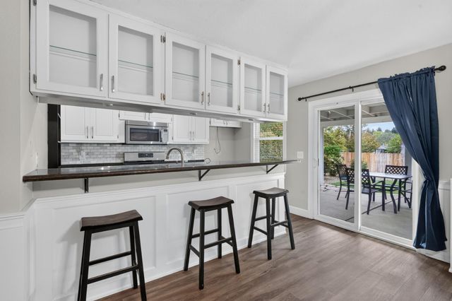 117 Perraud Dr, Folsom, CA 95630