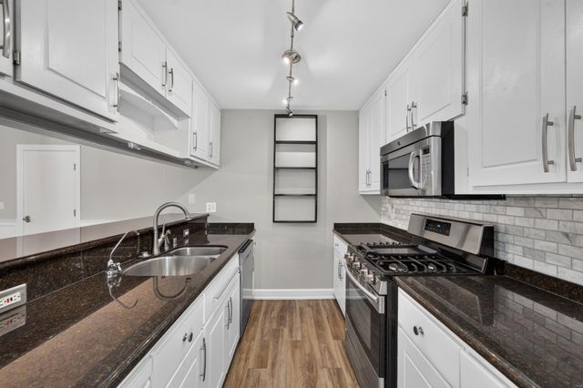 117 Perraud Dr, Folsom, CA 95630