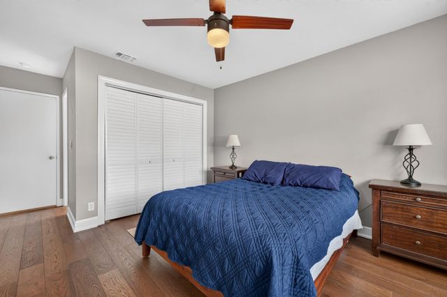 117 Perraud Dr, Folsom, CA 95630