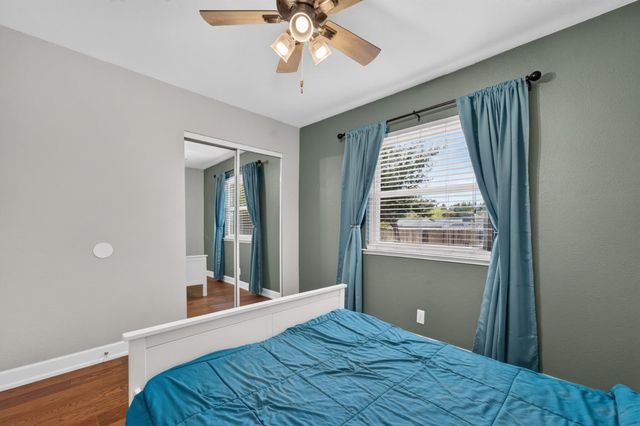 117 Perraud Dr, Folsom, CA 95630