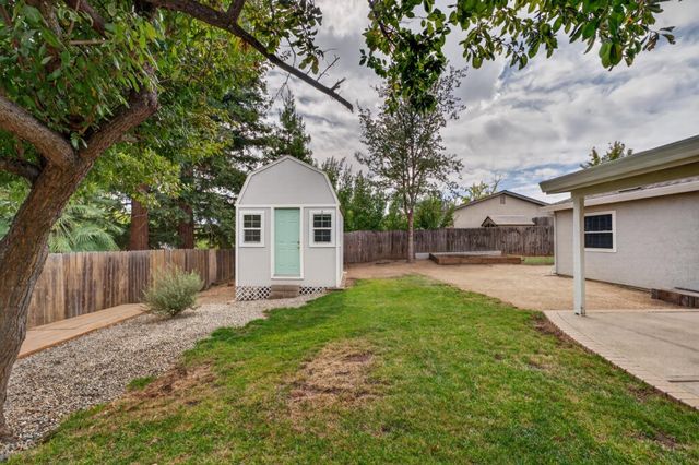 117 Perraud Dr, Folsom, CA 95630