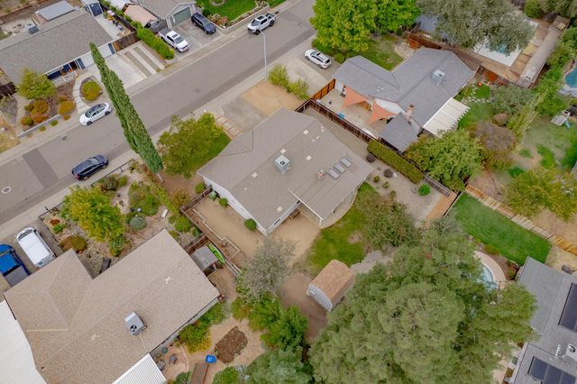 117 Perraud Dr, Folsom, CA 95630