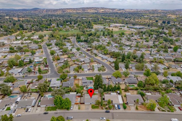 117 Perraud Dr, Folsom, CA 95630