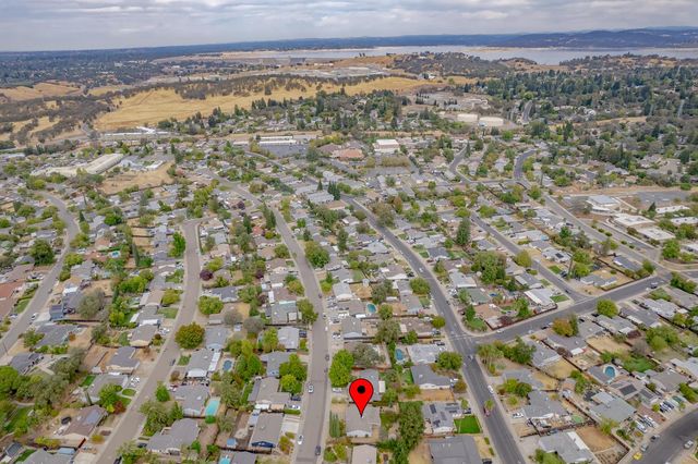 117 Perraud Dr, Folsom, CA 95630