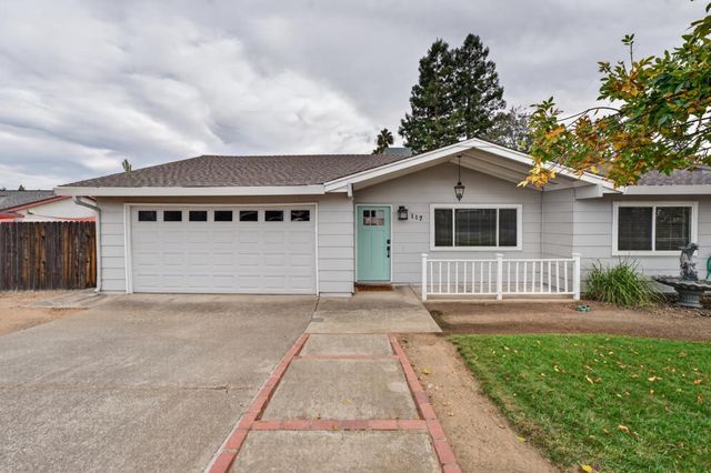 117 Perraud Dr, Folsom, CA 95630