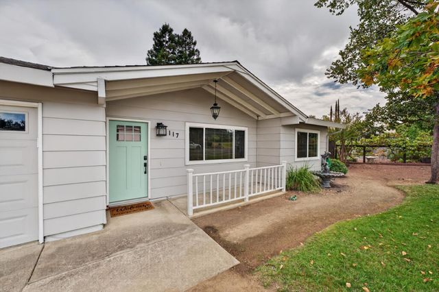 117 Perraud Dr, Folsom, CA 95630