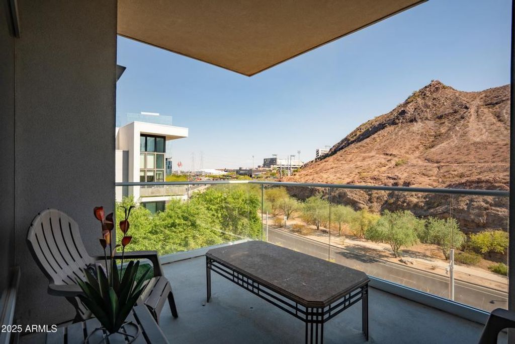 140 E Rio Salado Parkway 412, Tempe, AZ 85281