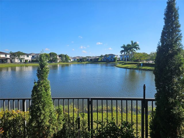 10768 Azul Lane, Parkland, FL 33076