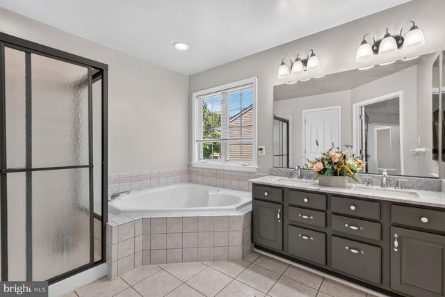 3710 GREEN OAK CT, Parkville, MD 21234