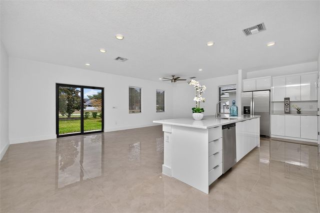 6336 CHORUS DRIVE, Mascotte, FL 34753