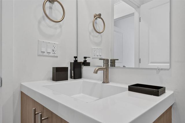 6336 CHORUS DRIVE, Mascotte, FL 34753
