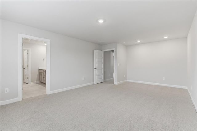 605 Hollybank Street, Fountain Inn, SC 29644