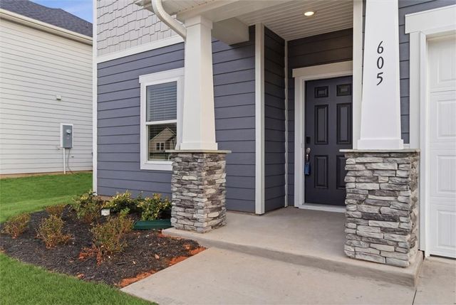 605 Hollybank Street, Fountain Inn, SC 29644