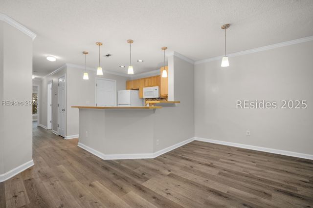 100 Kensington Blvd Apt 405, Bluffton, SC 29910