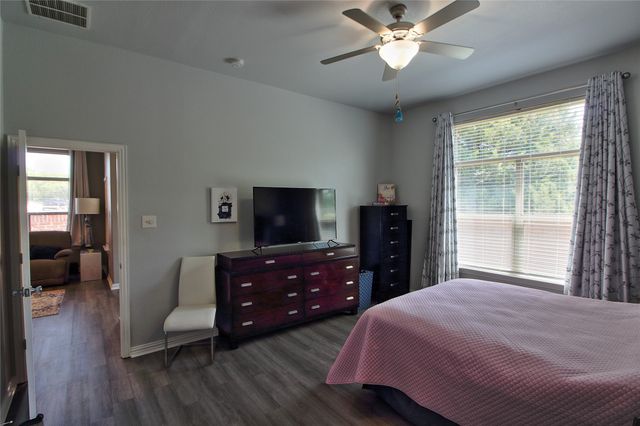 604 Cedarview Drive, Garland, TX 75040