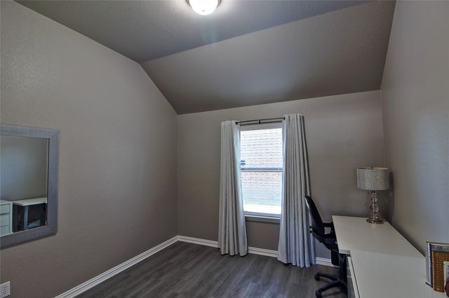 604 Cedarview Drive, Garland, TX 75040