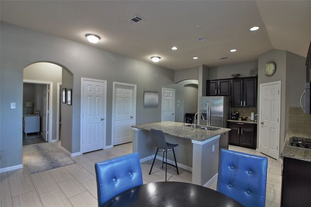 604 Cedarview Drive, Garland, TX 75040